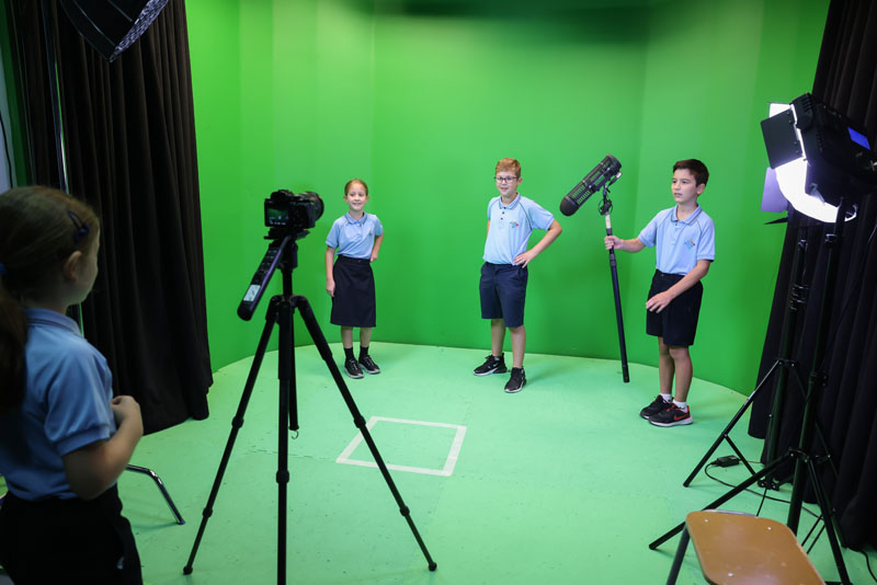PYP Students in Green Room